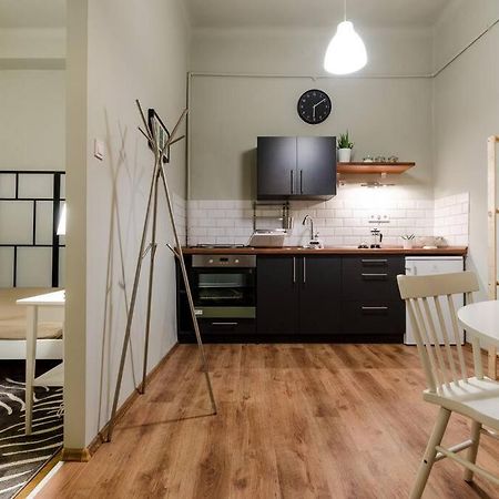Cosy Apartment In Party District K30 บูดาเปสต์ ภายนอก รูปภาพ