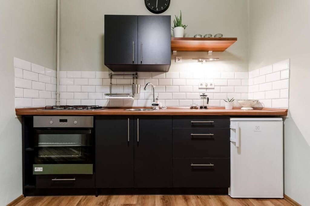 Cosy Apartment In Party District K30 บูดาเปสต์ ภายนอก รูปภาพ